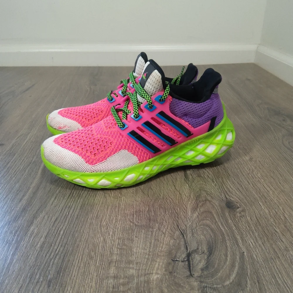 Adidas Ultraboost Web DNA J Youth Size 5 Pink/white/green With Box! - Picture 2 of 9